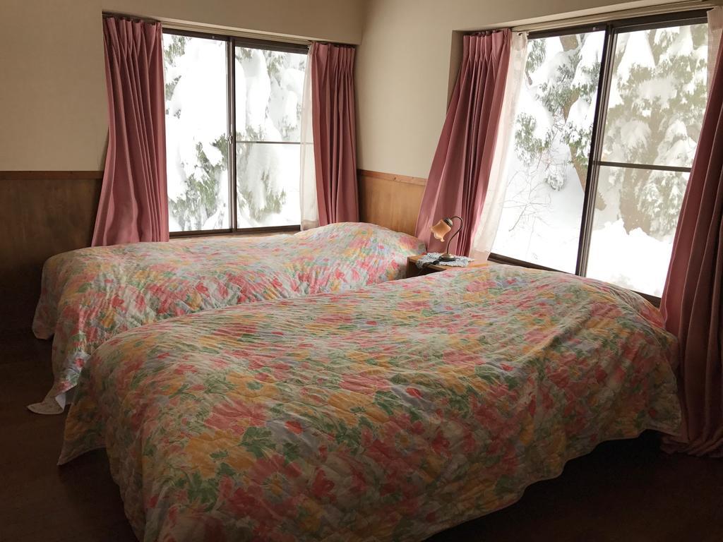 North Point Lodge Minamiuonuma Extérieur photo